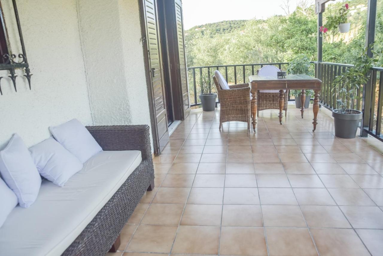 Alexandre Maison Beachfront Gialova Vacation Home Eksteriør bilde